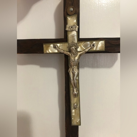 Vintage INRI Jesus Cross - Picture 2 of 8